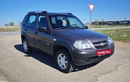 Chevrolet Niva I рестайлинг, 2016 год, 720 000 рублей, 2 фотография