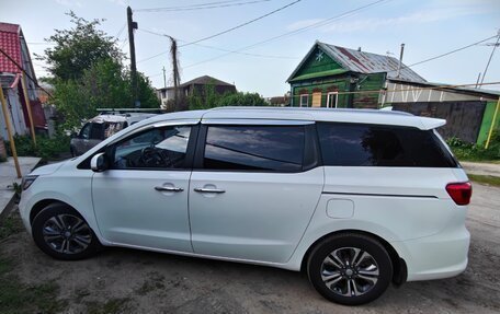 KIA Carnival III, 2019 год, 3 300 000 рублей, 7 фотография