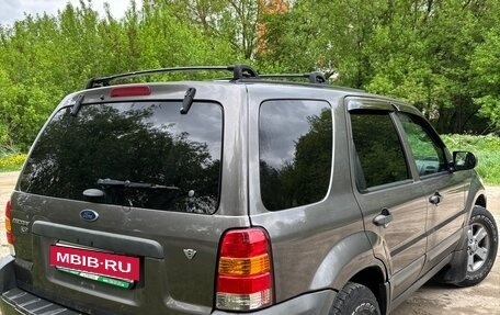 Ford Escape II, 2005 год, 500 000 рублей, 4 фотография