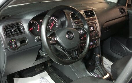 Volkswagen Polo VI (EU Market), 2019 год, 1 300 000 рублей, 7 фотография