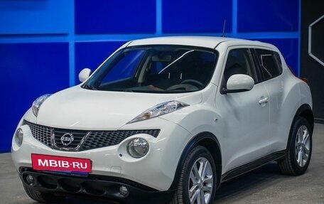 Nissan Juke II, 2011 год, 900 000 рублей, 2 фотография