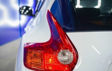 Nissan Juke II, 2011 год, 900 000 рублей, 20 фотография