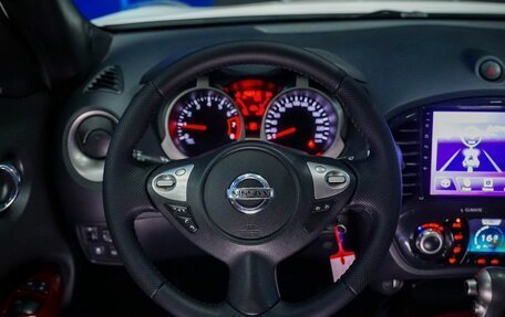 Nissan Juke II, 2011 год, 900 000 рублей, 29 фотография