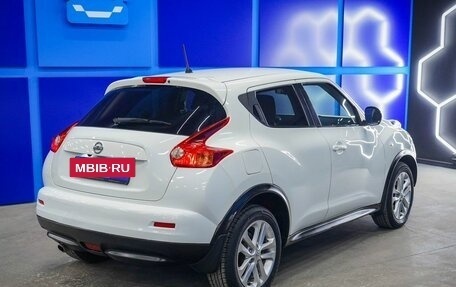Nissan Juke II, 2011 год, 900 000 рублей, 23 фотография