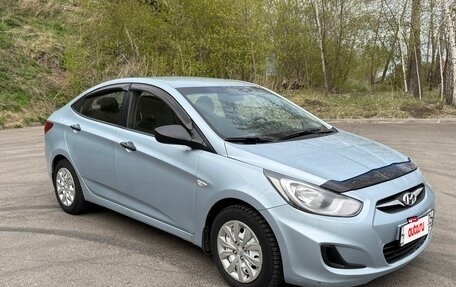 Hyundai Solaris II рестайлинг, 2011 год, 540 000 рублей, 7 фотография