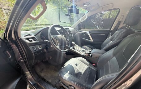 Mitsubishi Pajero Sport III рестайлинг, 2018 год, 3 250 000 рублей, 13 фотография