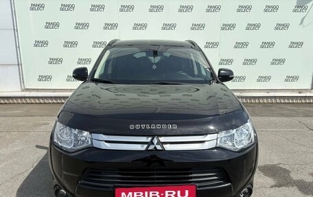 Mitsubishi Outlander III рестайлинг 3, 2013 год, 1 490 000 рублей, 2 фотография