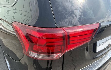 Mitsubishi Outlander III рестайлинг 3, 2013 год, 1 490 000 рублей, 9 фотография