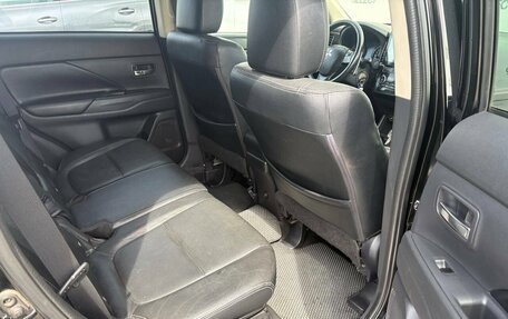 Mitsubishi Outlander III рестайлинг 3, 2013 год, 1 490 000 рублей, 15 фотография