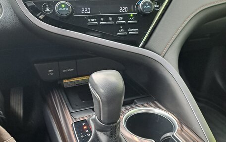 Toyota Camry, 2019 год, 2 930 000 рублей, 11 фотография