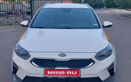 KIA cee'd III, 2021 год, 1 700 000 рублей, 1 фотография