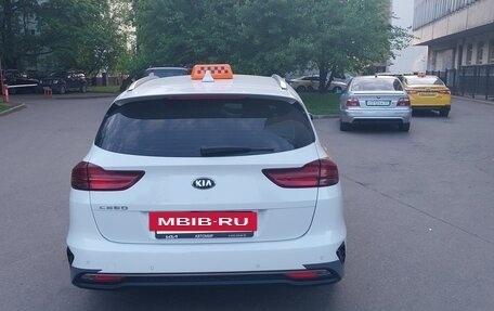 KIA cee'd III, 2021 год, 1 700 000 рублей, 3 фотография