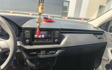 Skoda Rapid II, 2021 год, 1 850 000 рублей, 11 фотография
