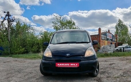 Toyota FunCargo, 2000 год, 285 000 рублей, 2 фотография