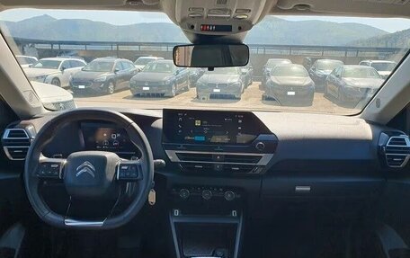 Citroen C4, 2023 год, 2 292 000 рублей, 4 фотография