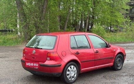 Volkswagen Golf IV, 2000 год, 249 999 рублей, 2 фотография