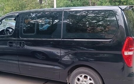 Hyundai Grand Starex Grand Starex I рестайлинг 2, 2014 год, 2 100 000 рублей, 5 фотография