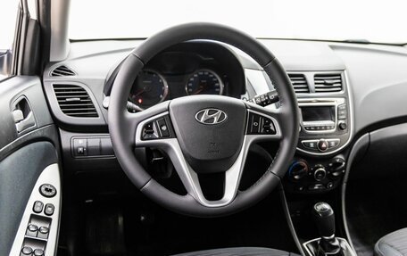 Hyundai Solaris II рестайлинг, 2016 год, 898 000 рублей, 15 фотография