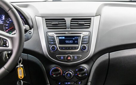 Hyundai Solaris II рестайлинг, 2016 год, 898 000 рублей, 20 фотография