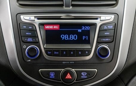 Hyundai Solaris II рестайлинг, 2016 год, 898 000 рублей, 22 фотография