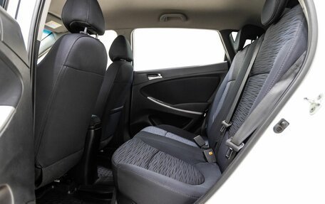 Hyundai Solaris II рестайлинг, 2016 год, 898 000 рублей, 33 фотография