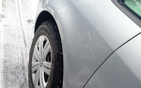 Volkswagen Touran III, 2010 год, 650 000 рублей, 20 фотография