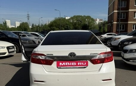 Toyota Camry, 2012 год, 1 400 000 рублей, 5 фотография