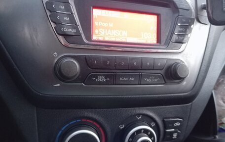 KIA Rio III рестайлинг, 2012 год, 900 000 рублей, 10 фотография