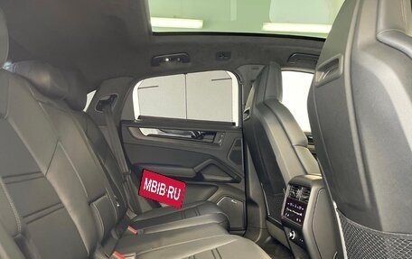 Porsche Cayenne III, 2024 год, 21 800 000 рублей, 15 фотография