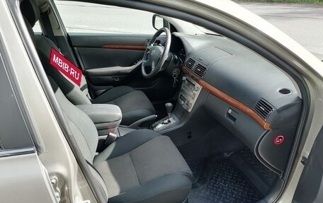 Toyota Avensis III рестайлинг, 2006 год, 640 000 рублей, 8 фотография