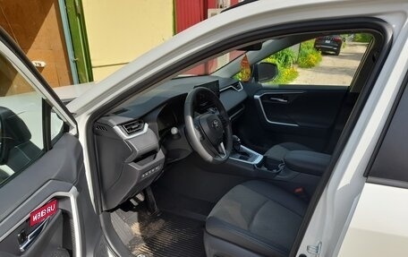 Toyota RAV4, 2025 год, 4 200 000 рублей, 3 фотография