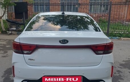 KIA Rio IV, 2021 год, 1 050 000 рублей, 2 фотография