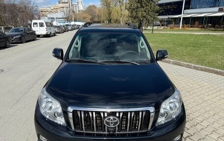 Toyota Land Cruiser Prado 150 рестайлинг 2, 2010 год, 2 630 000 рублей, 3 фотография