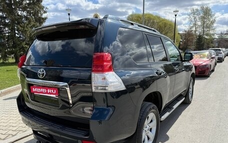Toyota Land Cruiser Prado 150 рестайлинг 2, 2010 год, 2 630 000 рублей, 7 фотография