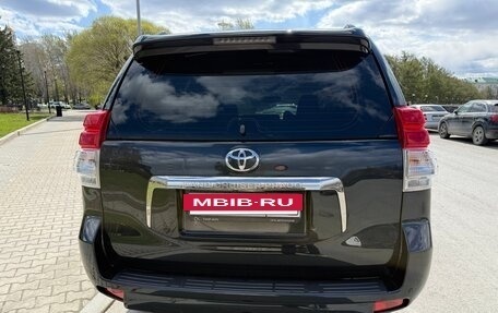 Toyota Land Cruiser Prado 150 рестайлинг 2, 2010 год, 2 630 000 рублей, 6 фотография
