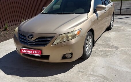 Toyota Camry, 2010 год, 999 000 рублей, 3 фотография