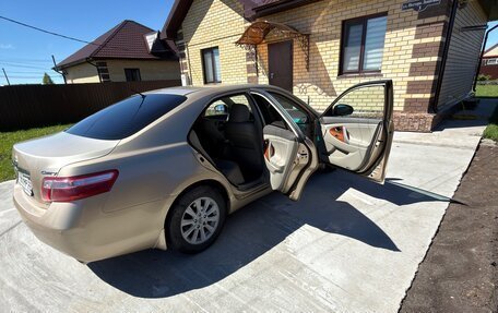 Toyota Camry, 2010 год, 999 000 рублей, 8 фотография