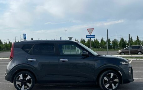 KIA Soul III, 2021 год, 1 970 000 рублей, 5 фотография