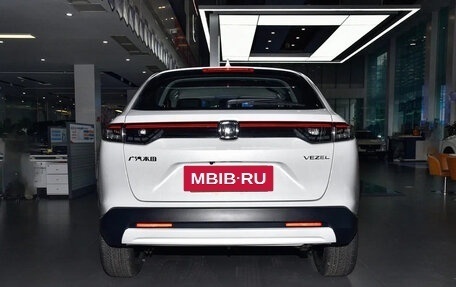 Honda Vezel, 2025 год, 1 760 000 рублей, 6 фотография