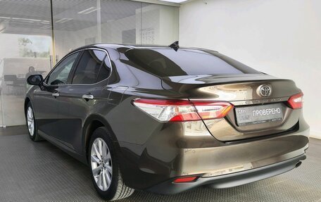 Toyota Camry, 2018 год, 2 520 000 рублей, 7 фотография