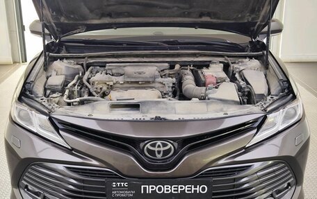 Toyota Camry, 2018 год, 2 520 000 рублей, 9 фотография