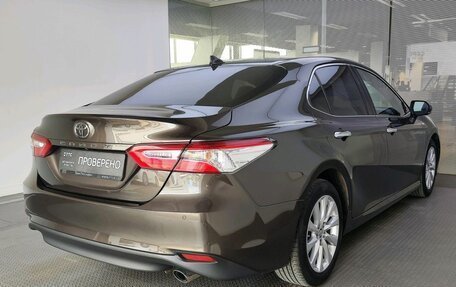 Toyota Camry, 2018 год, 2 520 000 рублей, 5 фотография