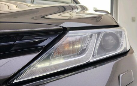 Toyota Camry, 2018 год, 2 520 000 рублей, 17 фотография