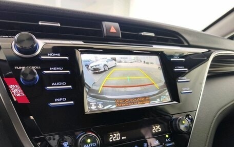 Toyota Camry, 2018 год, 2 520 000 рублей, 20 фотография