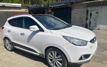 Hyundai ix35 I рестайлинг, 2011 год, 1 100 000 рублей, 2 фотография