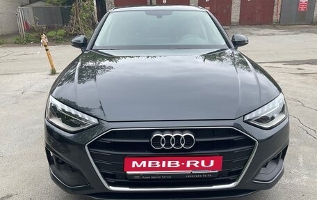 Audi A4, 2021 год, 3 950 000 рублей, 1 фотография