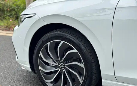 Volkswagen Golf VIII, 2022 год, 1 937 000 рублей, 12 фотография
