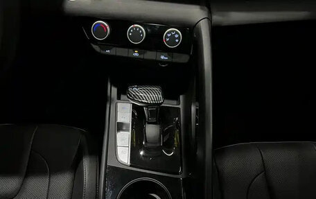 Hyundai Elantra, 2025 год, 1 982 000 рублей, 14 фотография