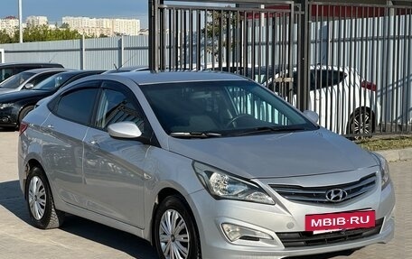 Hyundai Solaris II рестайлинг, 2014 год, 997 000 рублей, 3 фотография