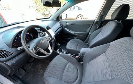 Hyundai Solaris II рестайлинг, 2014 год, 997 000 рублей, 26 фотография